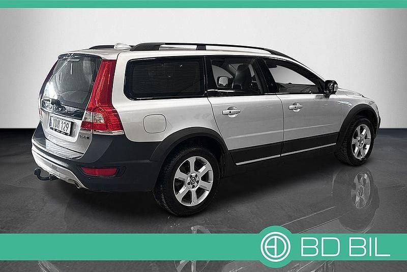 Begagnad Volvo XC70 Standard 181 HK (133 kW) 2016 Silver Kombi