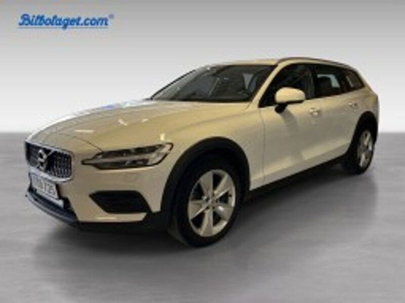 Vit Begagnad 2020 Volvo V60 CC SE Kombi | 264 900 kr (Marknadspris) - Bild 1/4