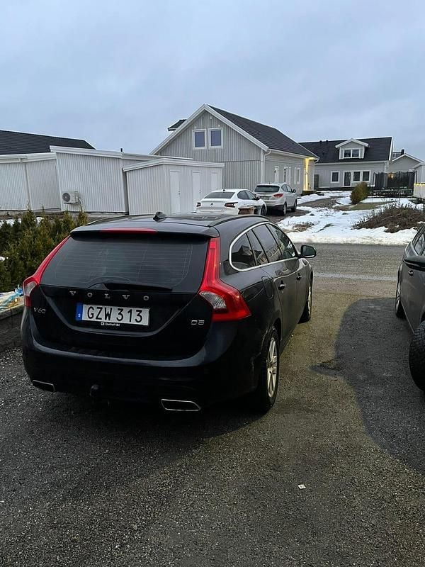 Begagnad Volvo V60 215 HK (158 kW) 2014 Kombi