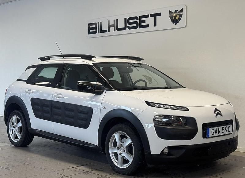 Begagnad Citroën C4 Cactus 99 HK (72 kW) 2015 Vit Halvkombi
