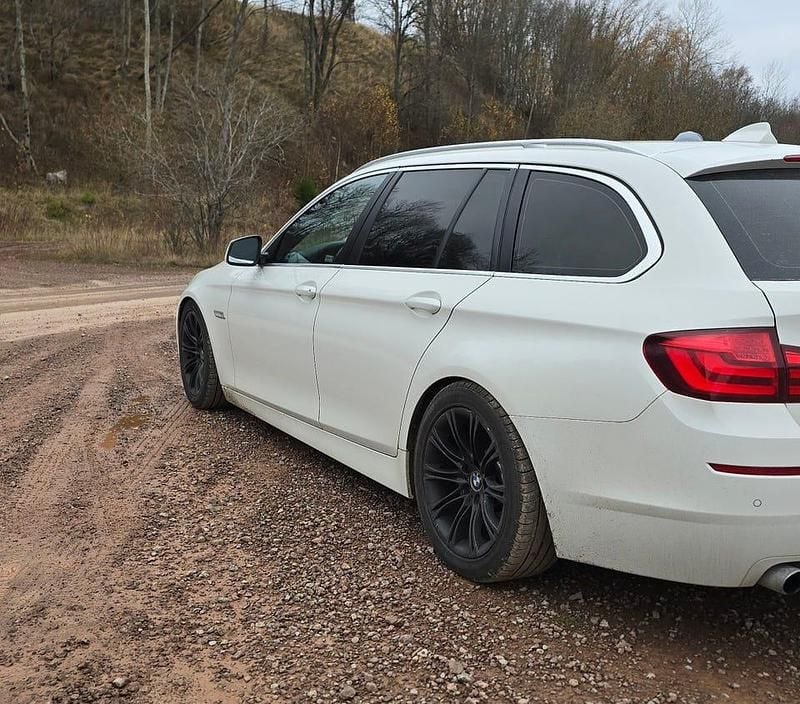 Begagnad BMW 520 184 HK (135 kW) 2013 Kombi