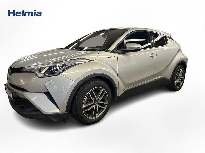 Begagnad Toyota C-HR 124 HK (91 kW) 2017 Silver SUV