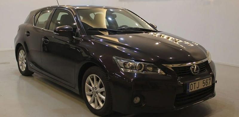 Begagnad 2011 Lexus CT200h Executive Line | 149 000 kr (Dyr) - Bild 1/4