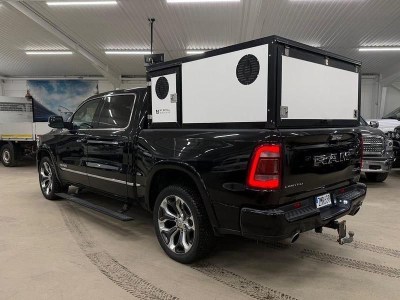 Begagnad Dodge Ram Limited 394 HK (289 kW) 2019 Svart