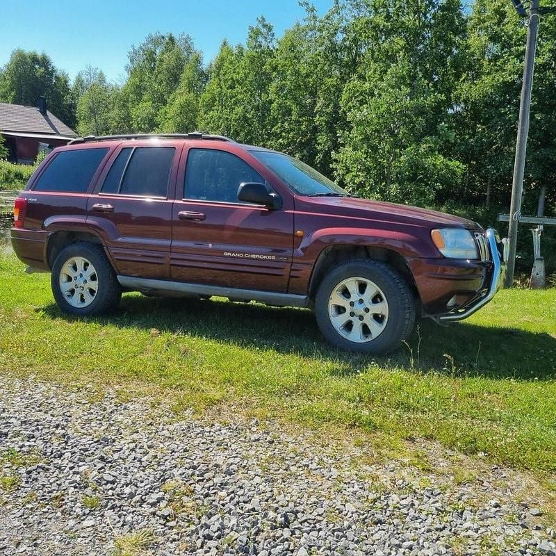 Röd Begagnad 2001 Jeep Grand Cherokee SUV | 58 500 kr - Bild 1/4