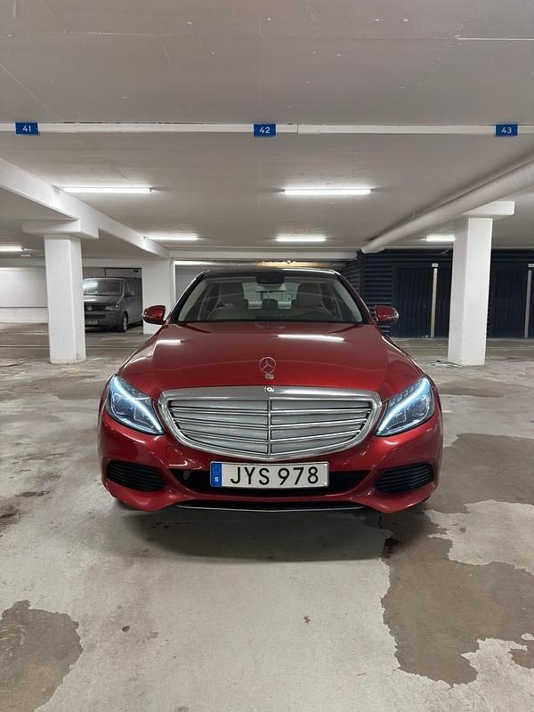 Begagnad 2016 Mercedes C220 Sedan | 169 900 kr (Bra pris) - Bild 1/4