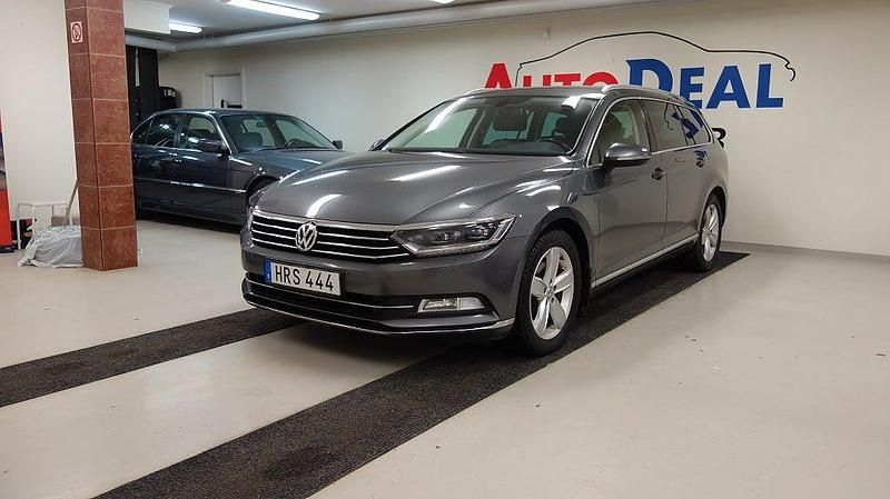 Begagnad VW Passat GT 190 HK (139 kW) 2015 Grå Kombi