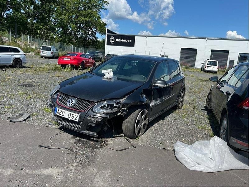 Svart Begagnad 2007 VW Golf V GTI Halvkombi | 11 000 kr - Bild 1/4