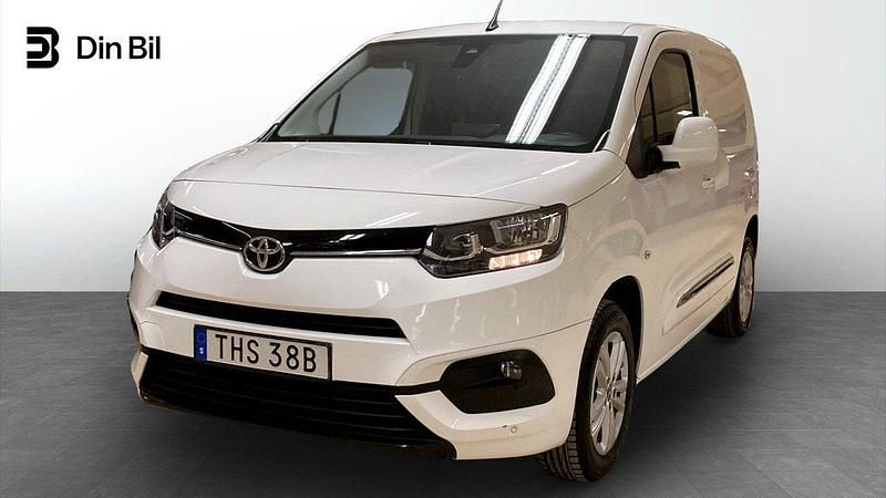 Vit Begagnad 2020 Toyota Proace City Van | 179 900 kr (Bra pris) - Bild 1/4