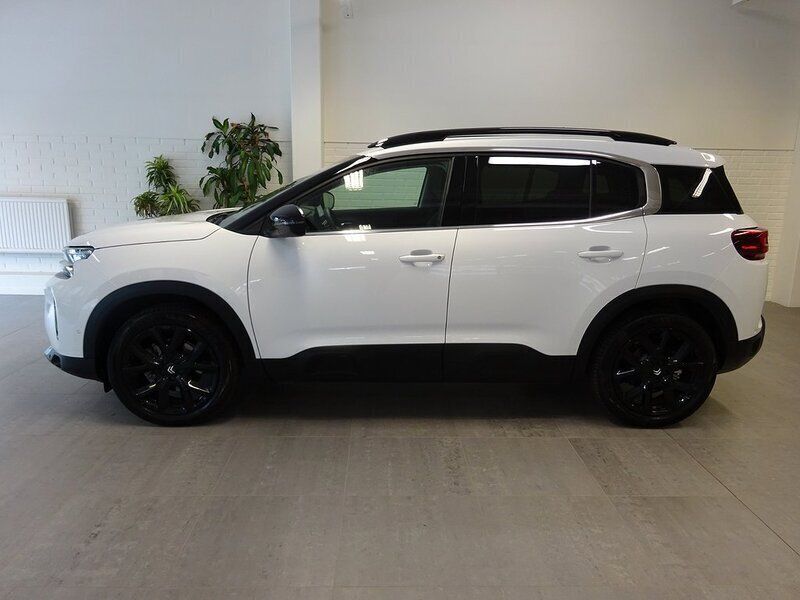 Vit Ny 2024 Citroën C5 Aircross PureTech SUV | 329 500 kr (Marknadspris) - Bild 1/4