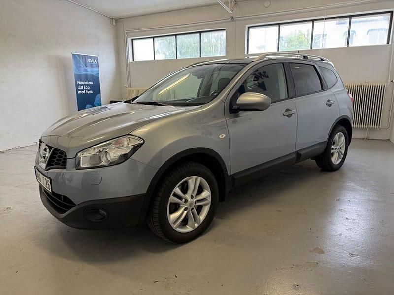 Begagnad Nissan Qashqai +2 131 HK (96 kW) 2011 Grå SUV