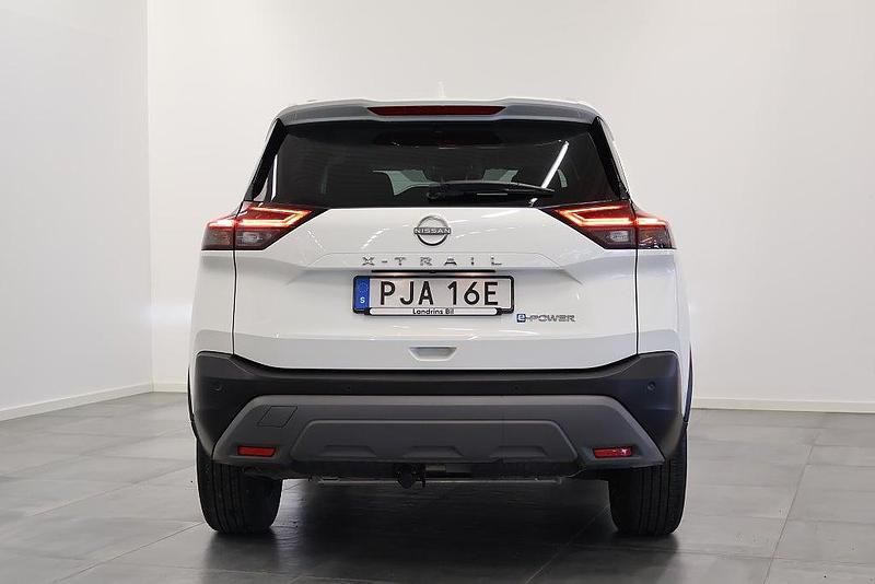 Begagnad Nissan X-Trail N-Connecta 204 HK (150 kW) 2022 Vit SUV