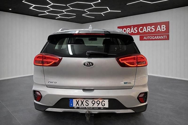 Begagnad Kia Niro 105 HK (77 kW) 2020 Grå SUV