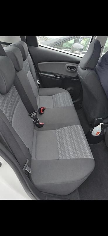 Begagnad Toyota Yaris Multidrive S 99 HK (72 kW) 2016