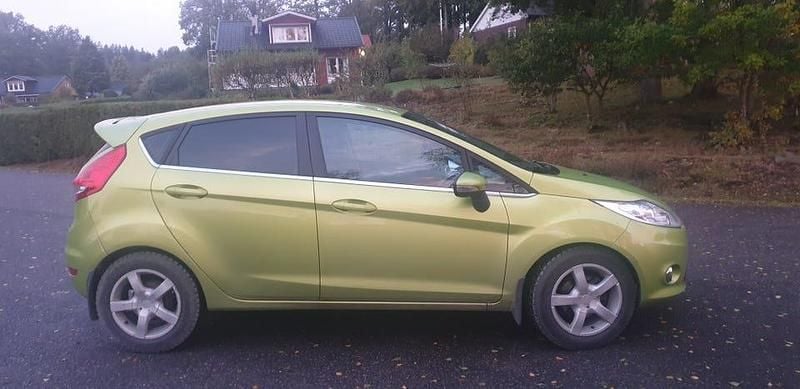 Begagnad Ford Fiesta 82 HK (60 kW) 2011 Halvkombi