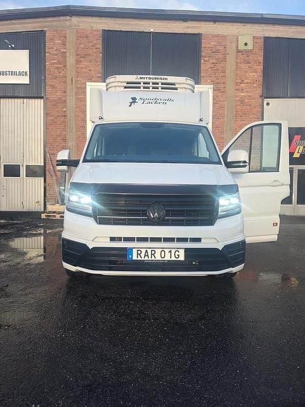 Vit & svart Begagnad 2019 VW Crafter Van | 350 000 kr (Marknadspris) - Bild 1/4
