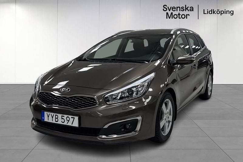 Brun Begagnad 2017 Kia Ceed Sportswagon Kombi | 169 900 kr (Marknadspris) - Bild 1/4