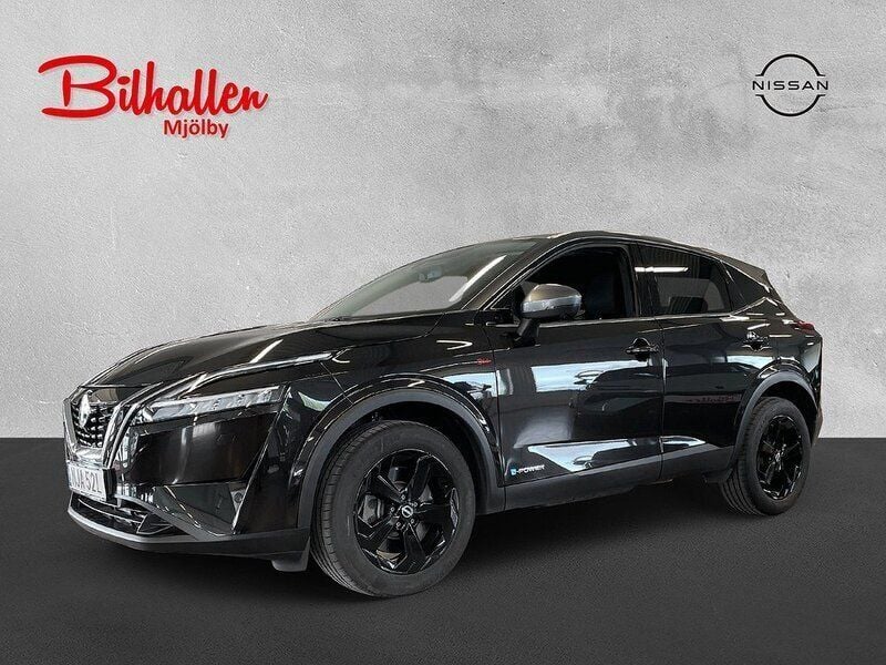 Svart Begagnad 2023 Nissan Qashqai Black Edition SUV | 319 000 kr (Marknadspris) - Bild 1/4