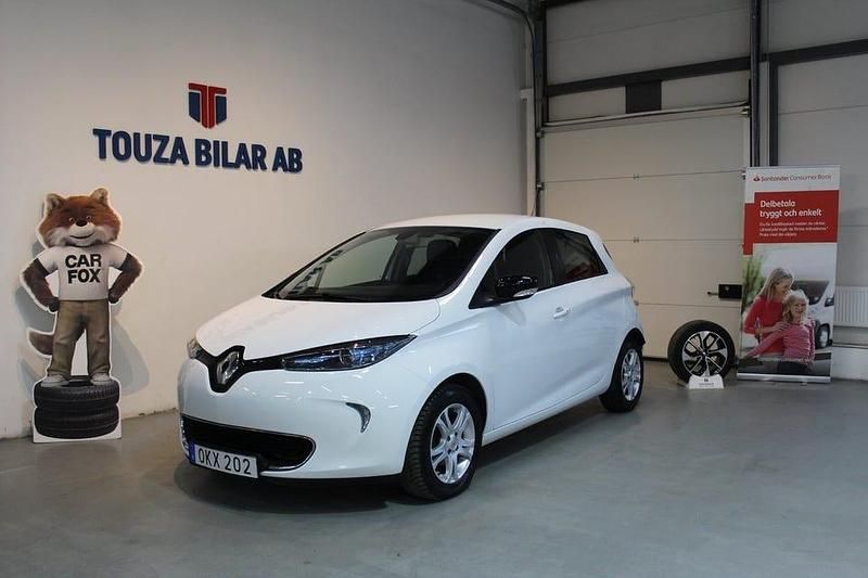 Vit Begagnad 2018 Renault Zoe Halvkombi | 109 900 kr (Marknadspris) - Bild 1/4