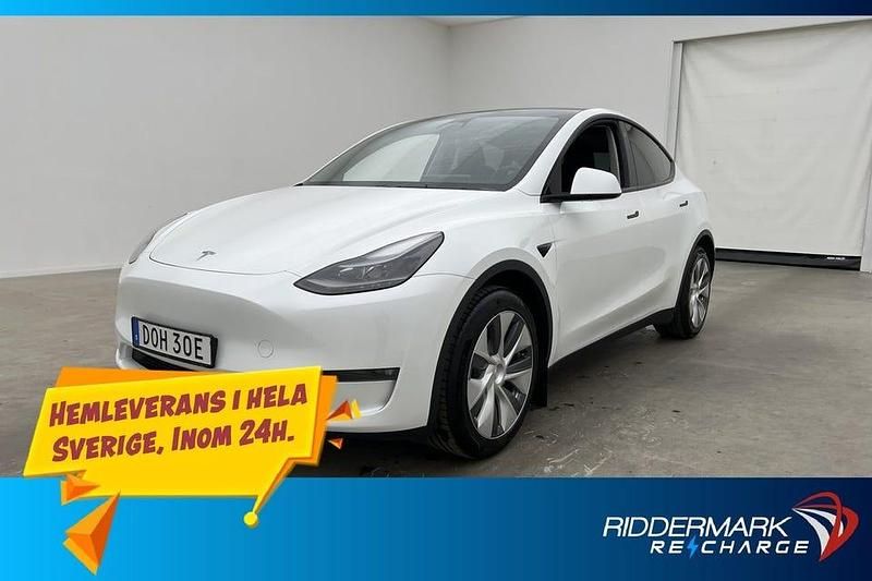 Vit Begagnad 2023 Tesla Model Y Long Range AWD SUV | 449 700 kr (Marknadspris) - Bild 1/4