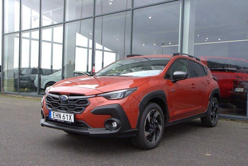 Orange Begagnad 2023 Subaru Crosstrek Halvkombi | 389 900 kr (Marknadspris) - Bild 1/4