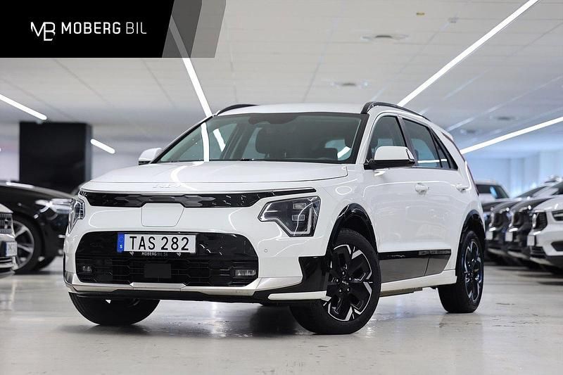 Vit Begagnad 2022 Kia e-Niro SUV | 299 900 kr (Lite dyr) - Bild 1/3
