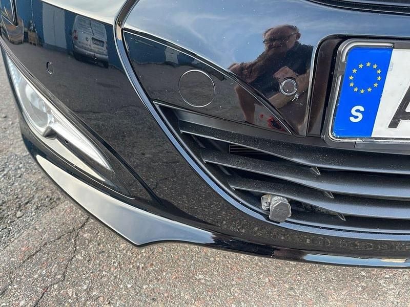 Begagnad Hyundai i40 136 HK (100 kW) 2012 Svart Sedan