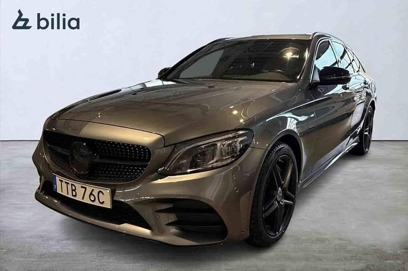 Grå Begagnad 2021 Mercedes C300e Kombi | 344 000 kr - Bild 1/1