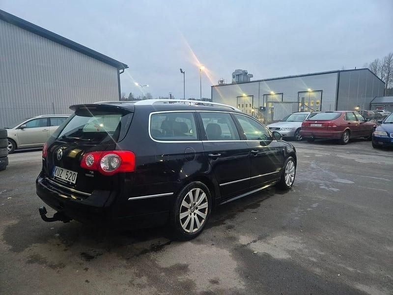 Begagnad VW Passat Sportline 150 HK (110 kW) 2010 Svart Kombi