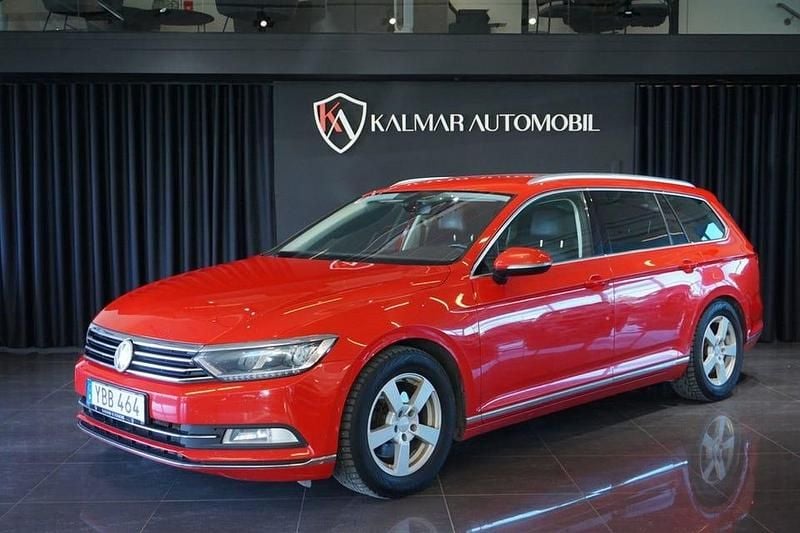 Röd Begagnad 2015 VW Passat GT Kombi | 129 900 kr (Marknadspris) - Bild 1/4