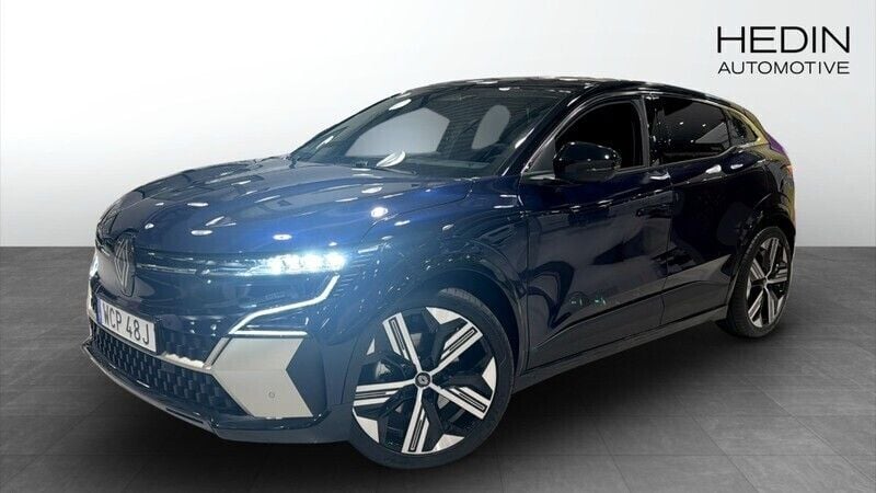 Blå (blue) Begagnad 2024 Renault Mégane Iconic Halvkombi | 527 700 kr - Bild 1/4