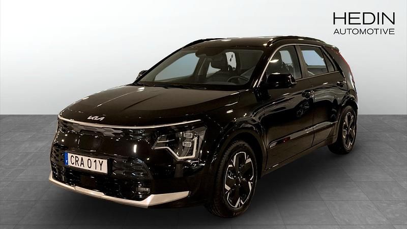 Svart (black) Begagnad 2022 Kia e-Niro SUV | 329 900 kr (Lite dyr) - Bild 1/4