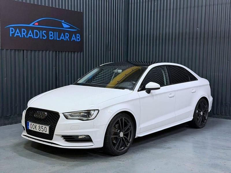 Begagnad Audi A3 Ambition 125 HK (91 kW) 2015 Vit Sedan