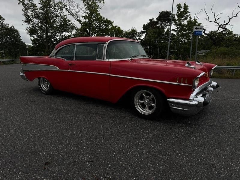 Begagnad 1957 Chevrolet Bel Air Sport Sportkupé | 395 000 kr - Bild 1/4
