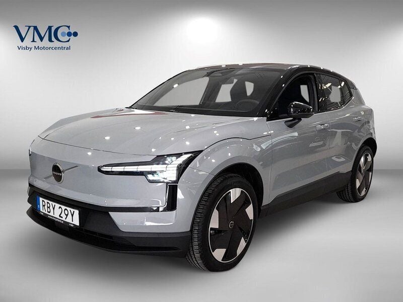 Grå (vapour grey metallic) Ny 2024 Volvo EX30 Plus SUV | 505 000 kr (Lite dyr) - Bild 1/3