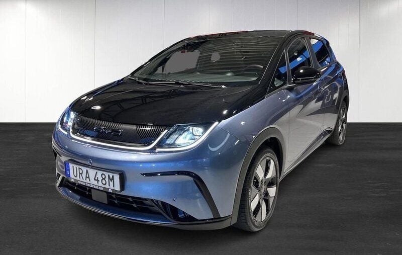 Okänd Begagnad 2023 BYD Dolphin Halvkombi | 399 900 kr - Bild 1/4