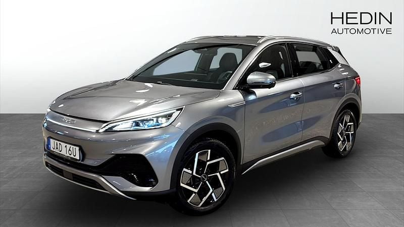 Grå Begagnad 2022 BYD Atto 3 Design SUV | 289 900 kr (Marknadspris) - Bild 1/4