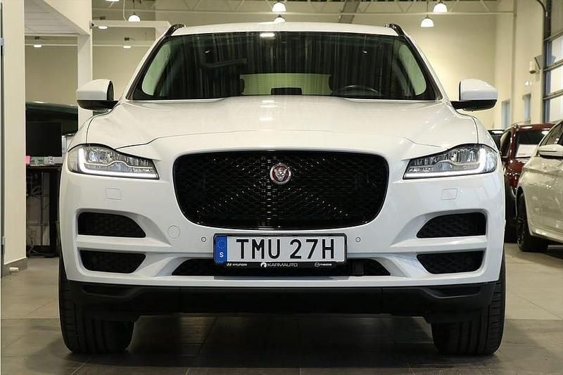 Begagnad Jaguar F-Pace 180 HK (132 kW) 2020 Vit SUV