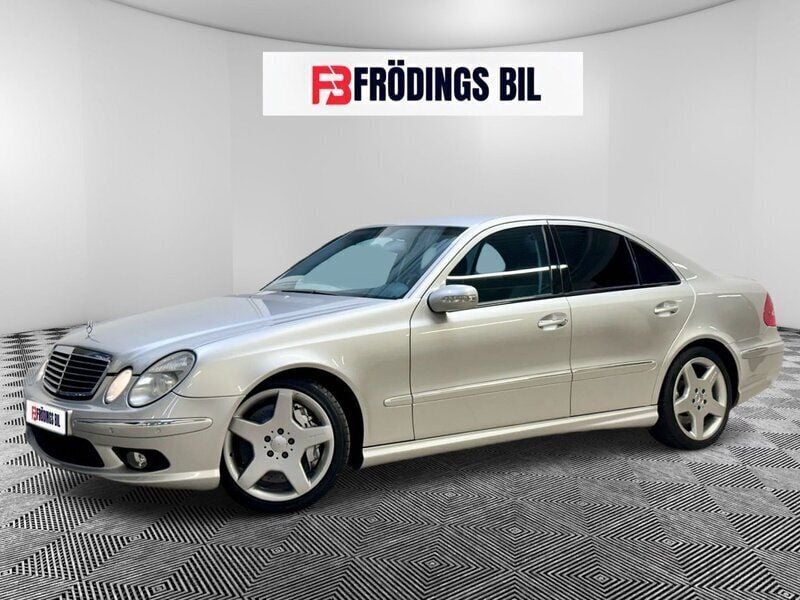 Silver Begagnad 2003 Mercedes E55 AMG Avantgarde Sedan | 239 900 kr - Bild 1/4