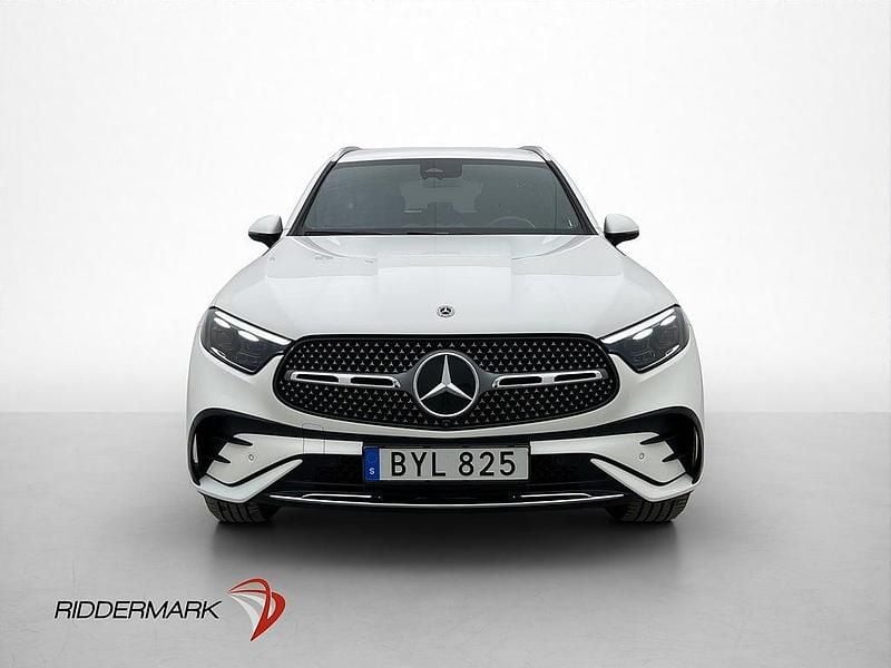 Begagnad Mercedes GLC400d AMG 252 HK (185 kW) 2023 Vit SUV
