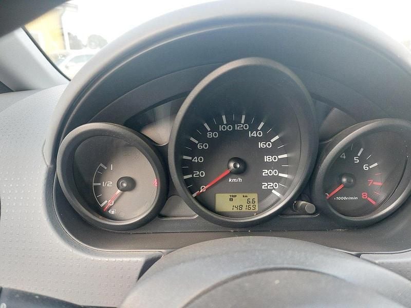 Begagnad Mitsubishi Colt 95 HK (69 kW) 2007 Grå Halvkombi