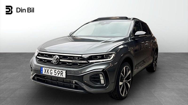 Grå Ny 2025 VW T-Roc Business SUV | 388 900 kr (Dyr) - Bild 1/3