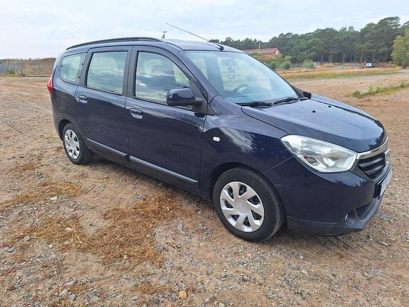 Begagnad 2015 Dacia Lodgy Minibuss | 39 000 kr (Superpris) - Bild 1/4