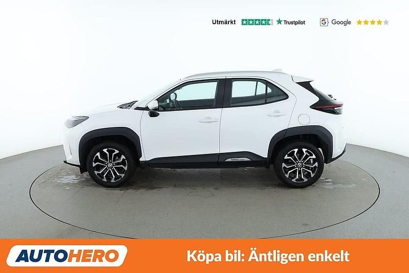 Begagnad Toyota Yaris Cross 116 HK (85 kW) 2022 Vit SUV