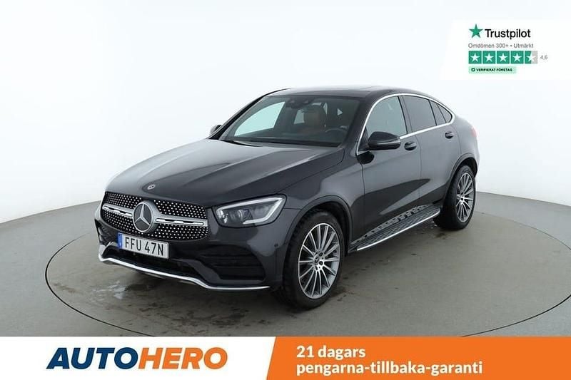 Grå Begagnad 2019 Mercedes GLC300 AMG line Sportkupé | 449 000 kr (Superpris) - Bild 1/4