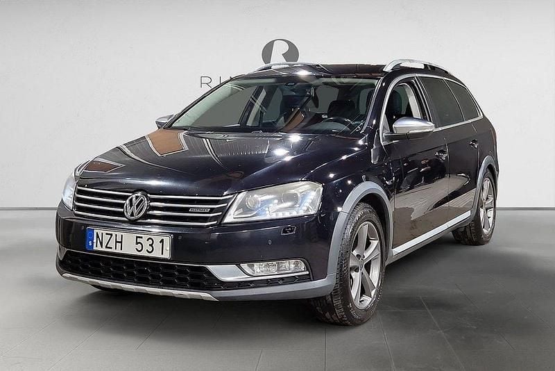 Svart Begagnad 2013 VW Passat Alltrack Kombi | 54 900 kr (Superpris) - Bild 1/3
