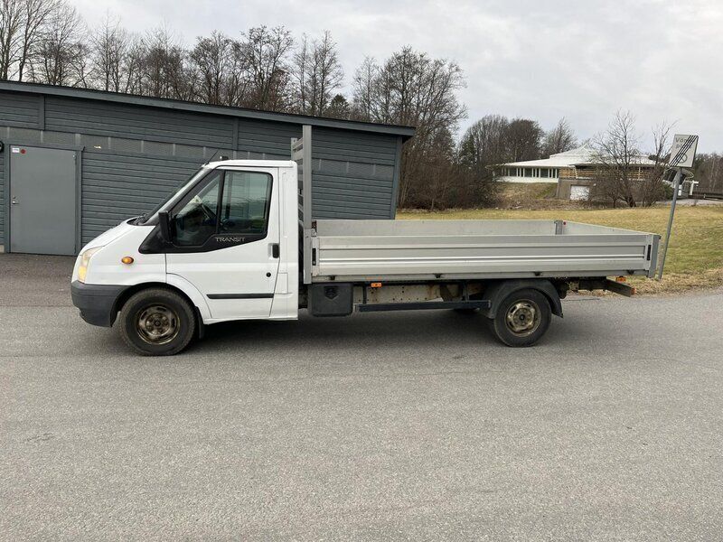 Vit Begagnad 2012 Ford Transit | 59 000 kr (Marknadspris) - Bild 1/4