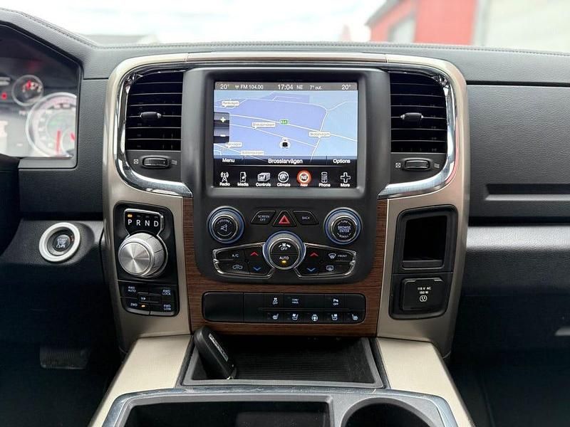 Begagnad Dodge Ram 394 HK (289 kW) 2014 Svart Pickup