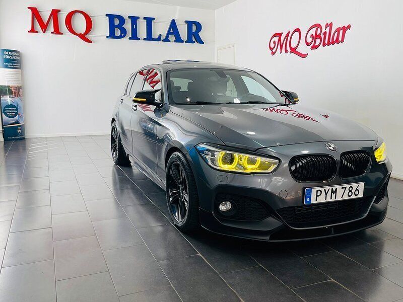 Grå Begagnad 2015 BMW 116 M Sport Halvkombi | 179 900 kr (Lite dyr) - Bild 1/4