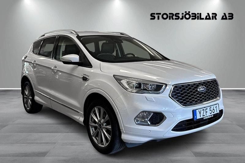 Vit Begagnad 2017 Ford Kuga Vignale SUV | 199 000 kr (Dyr) - Bild 1/4